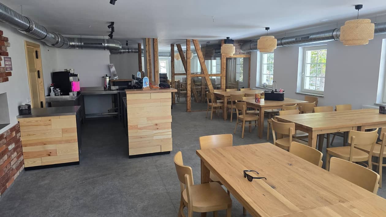 Karkonosze: W piątek otwarcie schroniska "Nad Łomniczką"