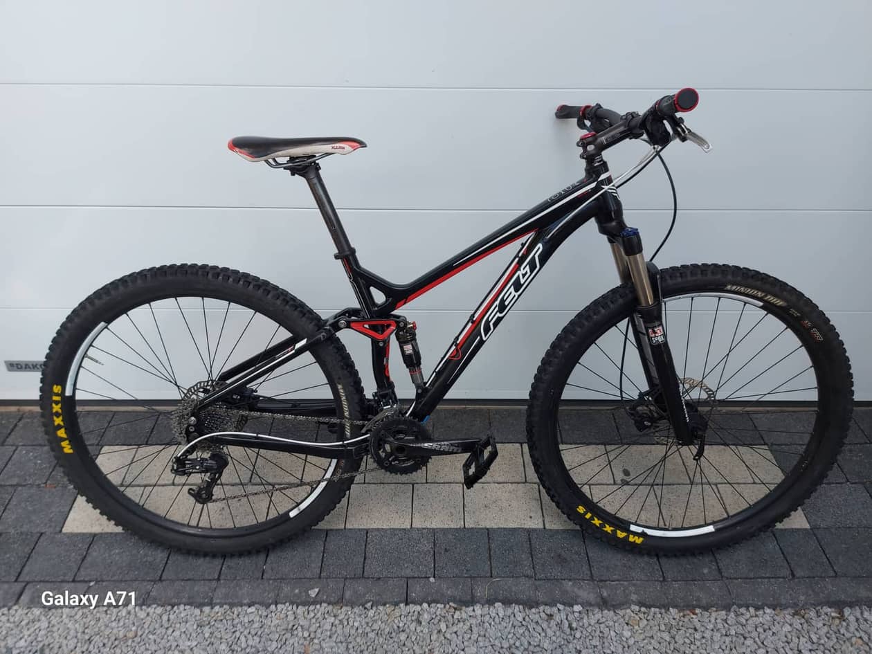 Jelenia Góra: Paliwo coraz droższe, to może przesiadka na rower?