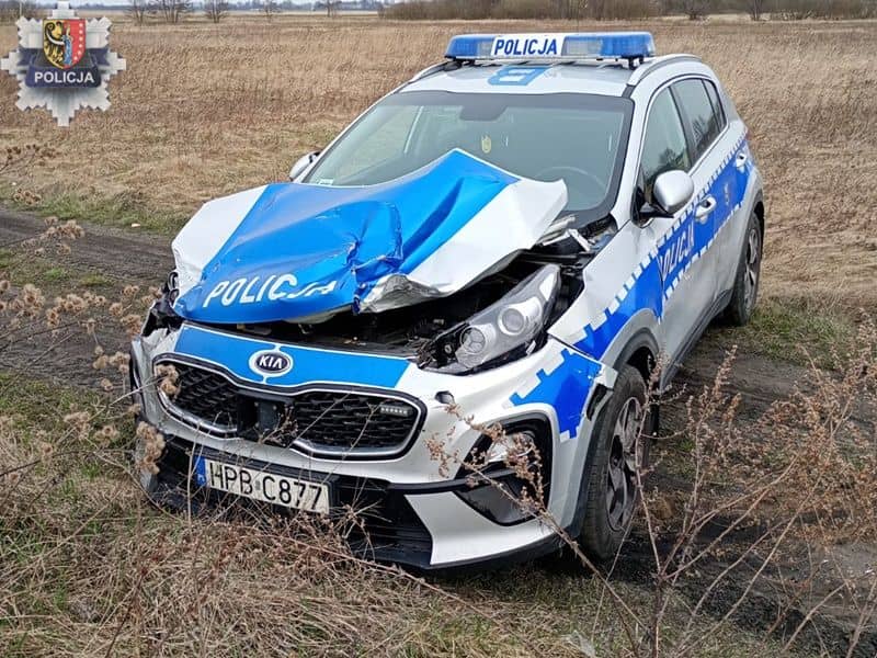 Dolny Śląsk: Staranował radiowóz traktorem