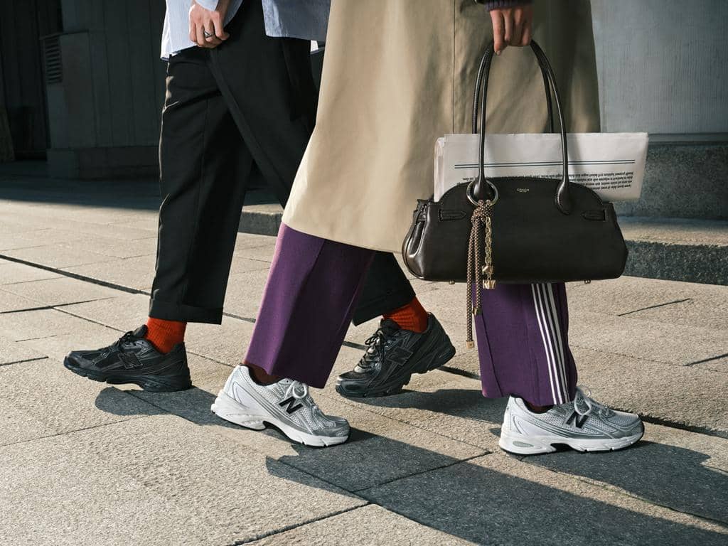 Polska: Retro powrót w wielkim stylu – z czym łączyć spódnice plisowane, by nie dodać sobie lat?