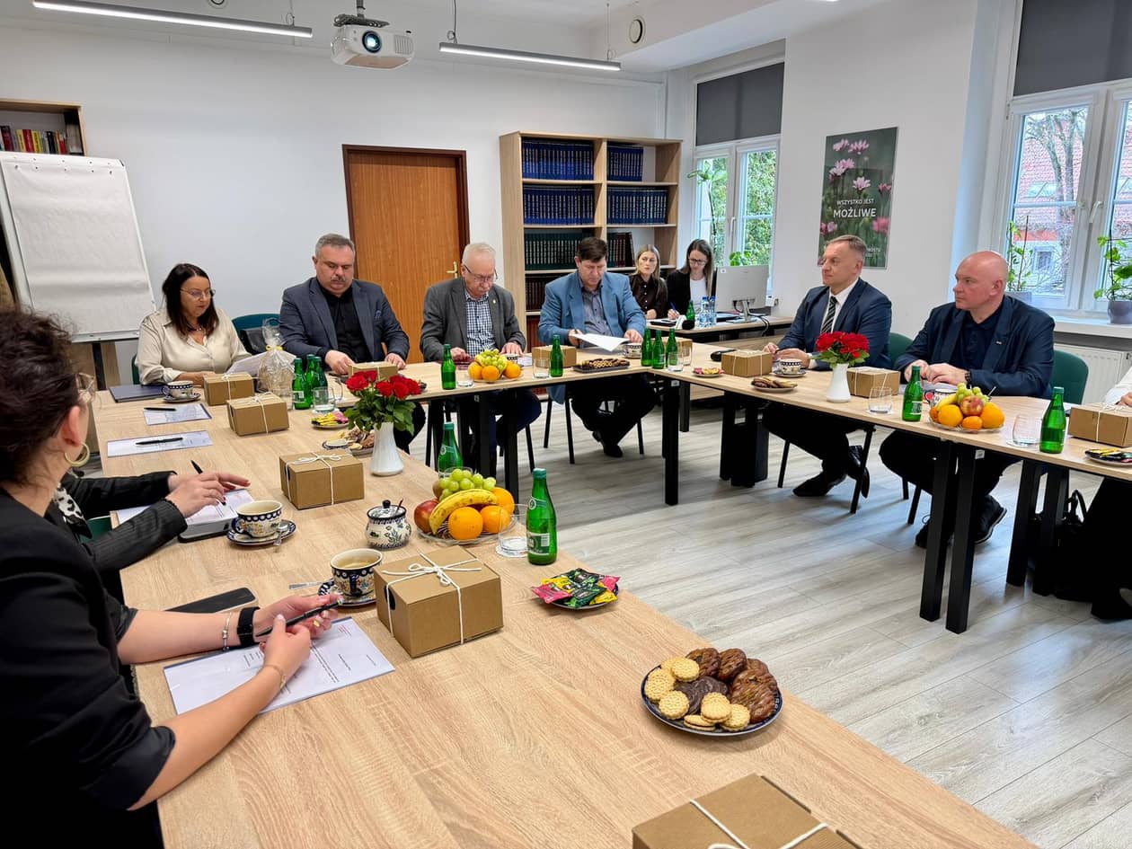 Powiat: Posiedzenie Powiatowej Rady Rynku Pracy