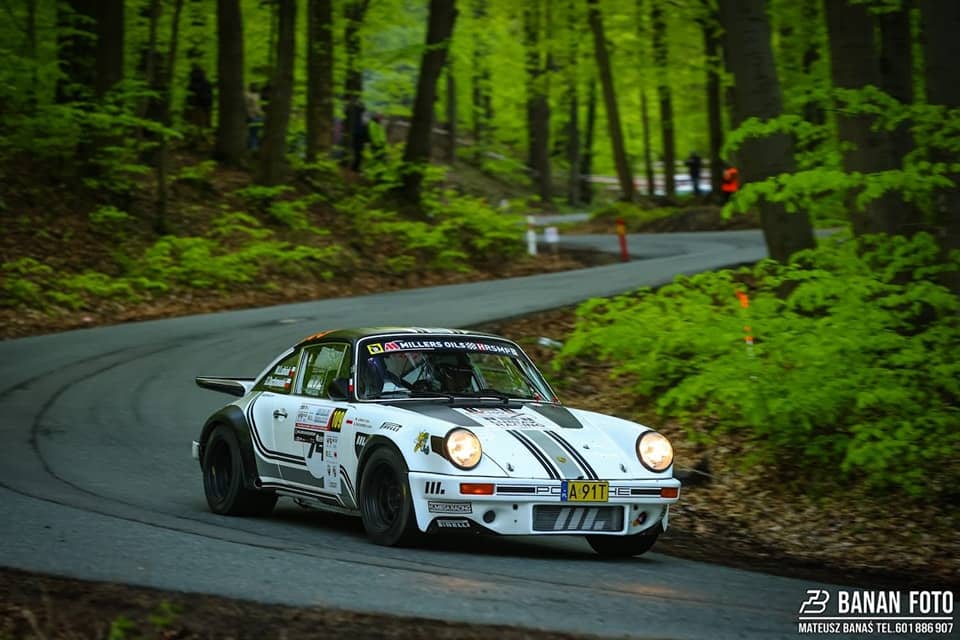 Region: Ryk silników. 112 km ścigania na inaugurację