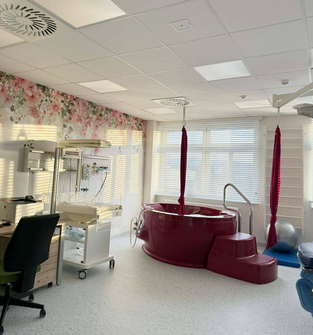 Jelenia Góra: Nowe sale porodowe dla szczęśliwych mam