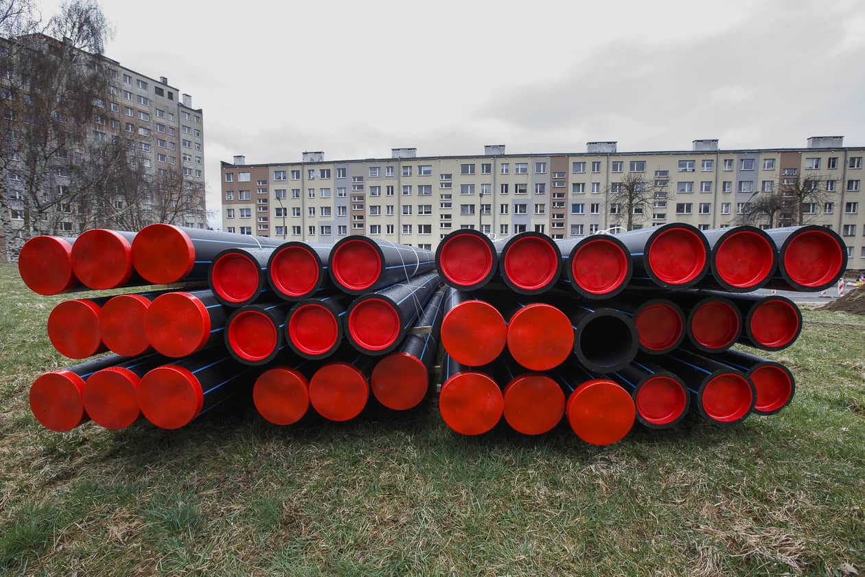 Jelenia Góra: Kładą rury na Zabobrzu