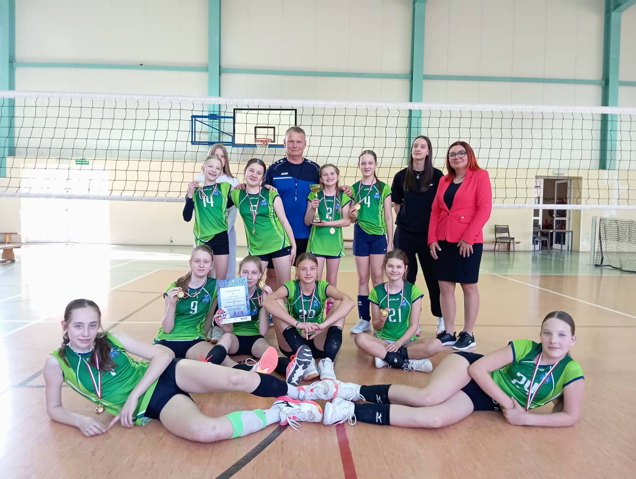 Janowice Wielkie: Dziewczyny z Janowic Wielkich jadą na finały