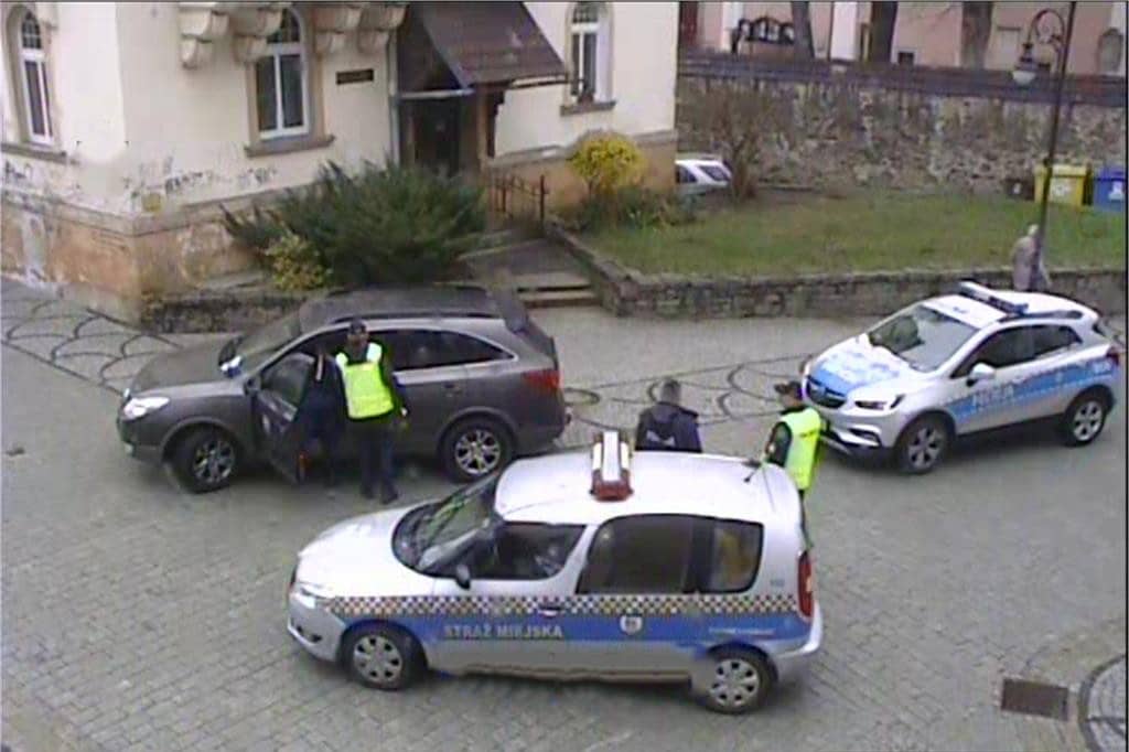 Cieplice: Atak na strażników w Cieplicach