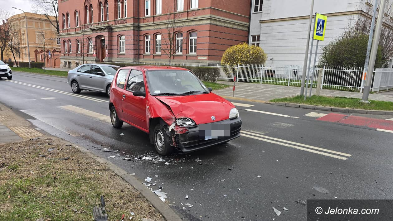 Jelenia Góra: Zderzenie koło sądu