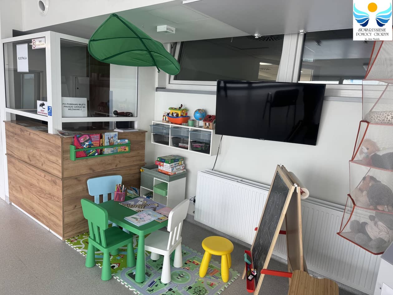 Jelenia Góra: Kolorowy kącik radości w szpitalu