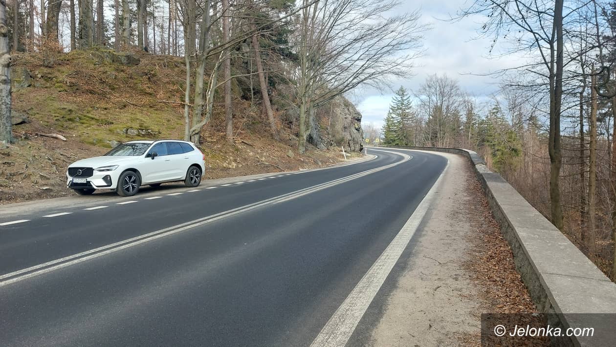 Szklarska Poręba: Wojna minęła, droga została – Zakręt Śmierci w Szklarskiej Porębie