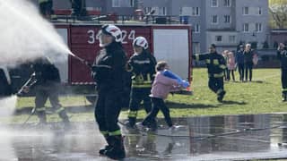 Tradycja wciąż żywa. Wodna bitwa na Zabobrzu