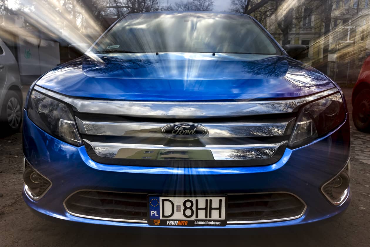 Polska: Jeśli auto jest niebieskie albo żółte to bardzo chętnie