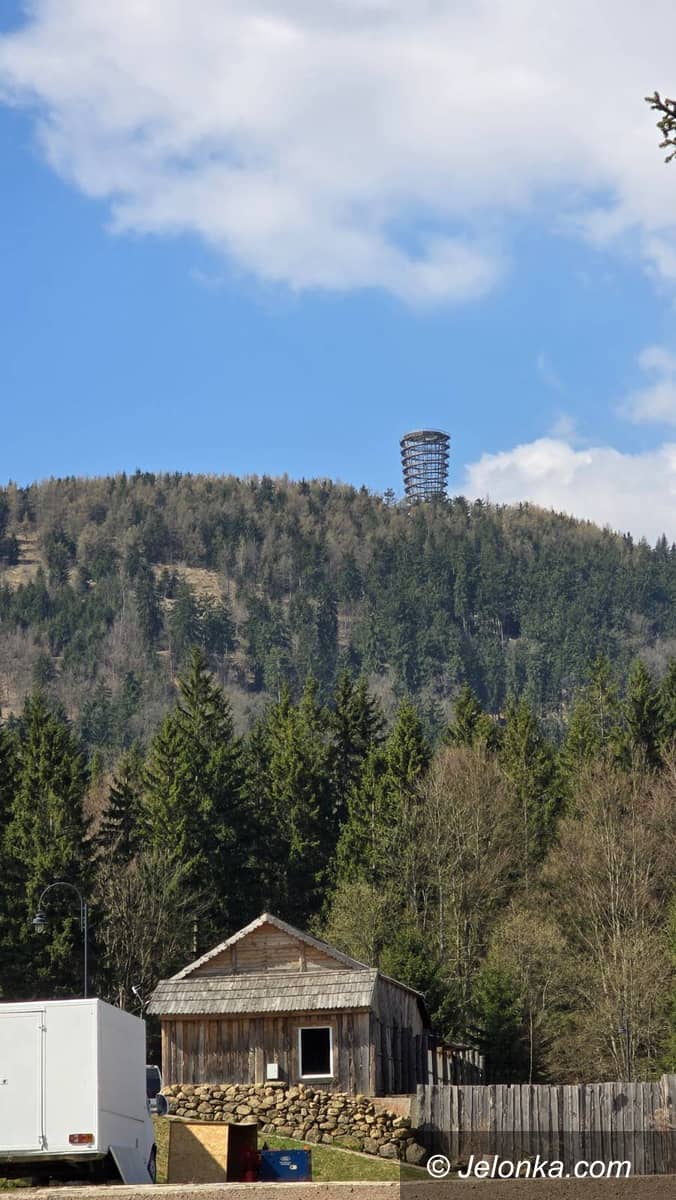 Dolny Śląsk: Dzikowiec w słońcu – widoki, które robią wrażenie