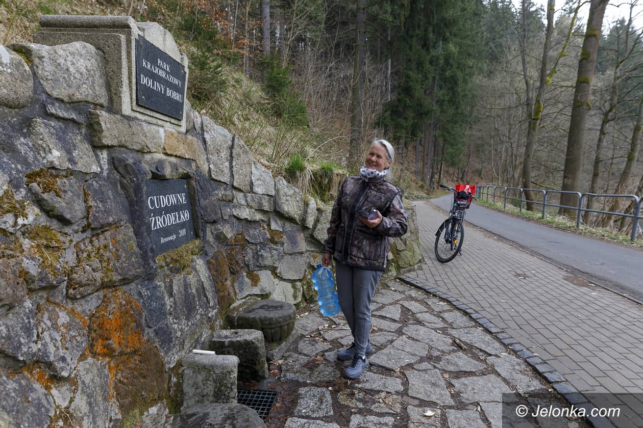 Jelenia Góra: Cudowne źródełko na szlaku do Perły Zachodu
