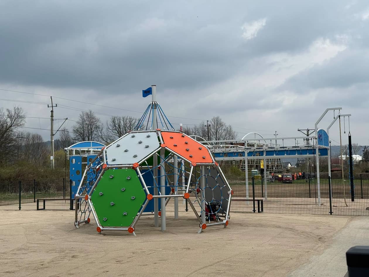 Cieplice: Wyjątkowy plac już otwarty