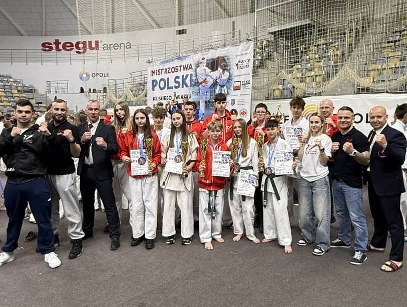 Jelenia Góra: Nasi fighterzy z 7 medalami Mistrzostw Polski