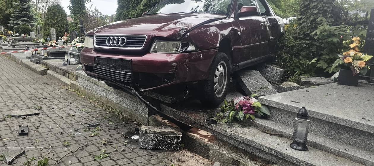 Dolny Śląsk: Wjechał autem prosto na cmentarz