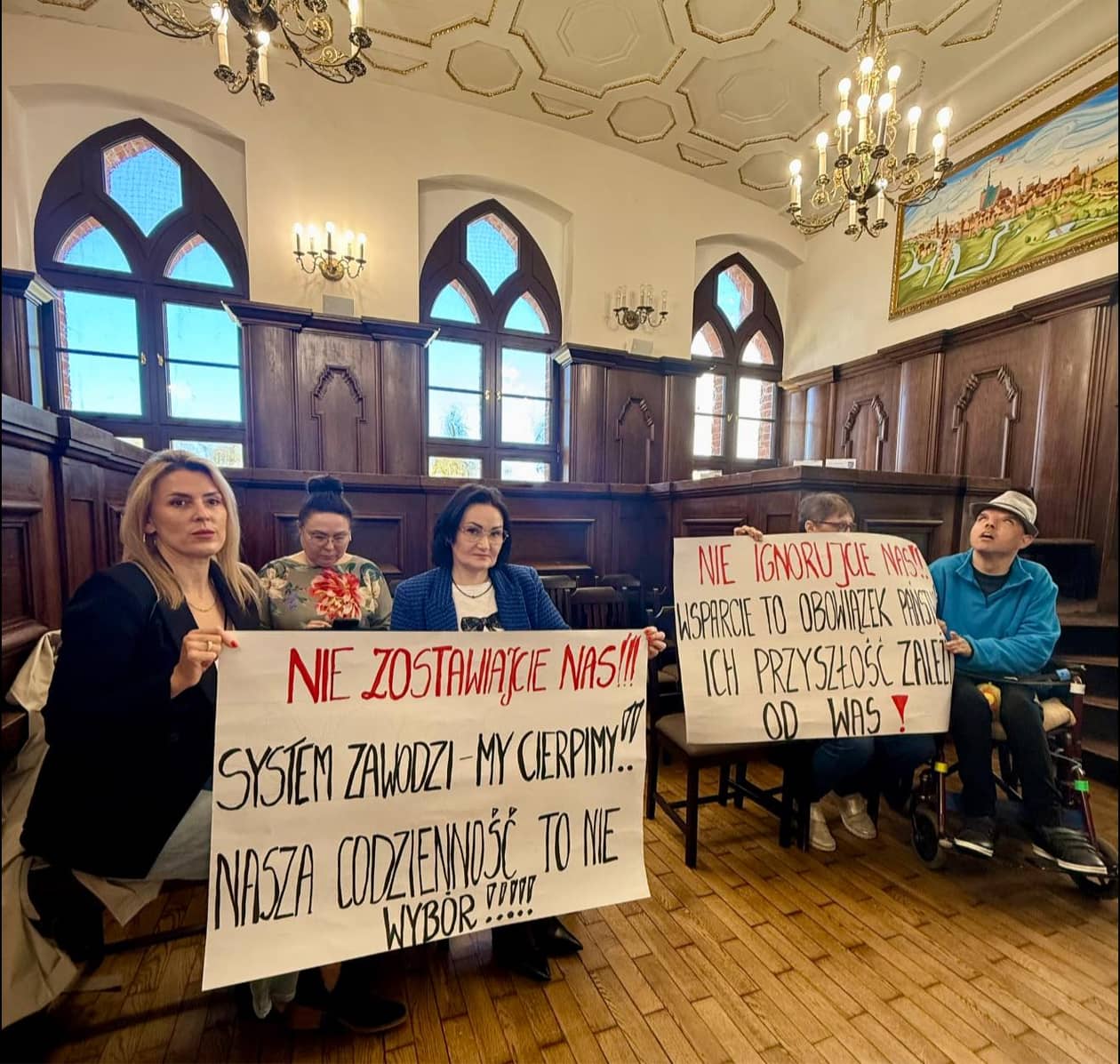 Kołobrzeg: Wyrzuceni poza system!