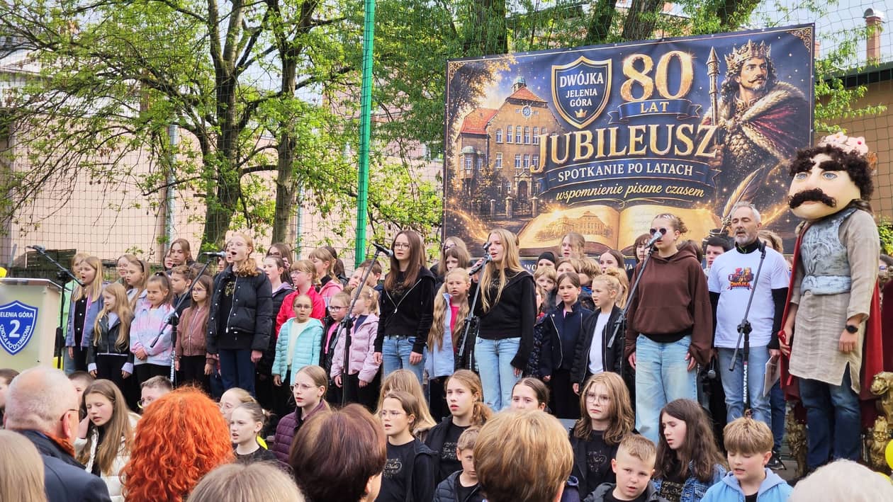 Jelenia Góra: SP nr 2 ma 80 lat! Jubileusz pełen wspomnień