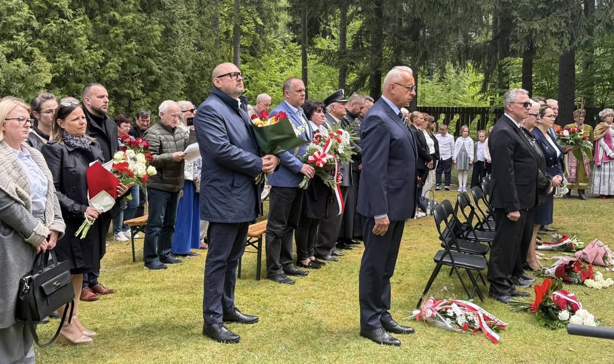 Podgórzyn: Borowice: pamięć o jeńcach i ofiarach wojny