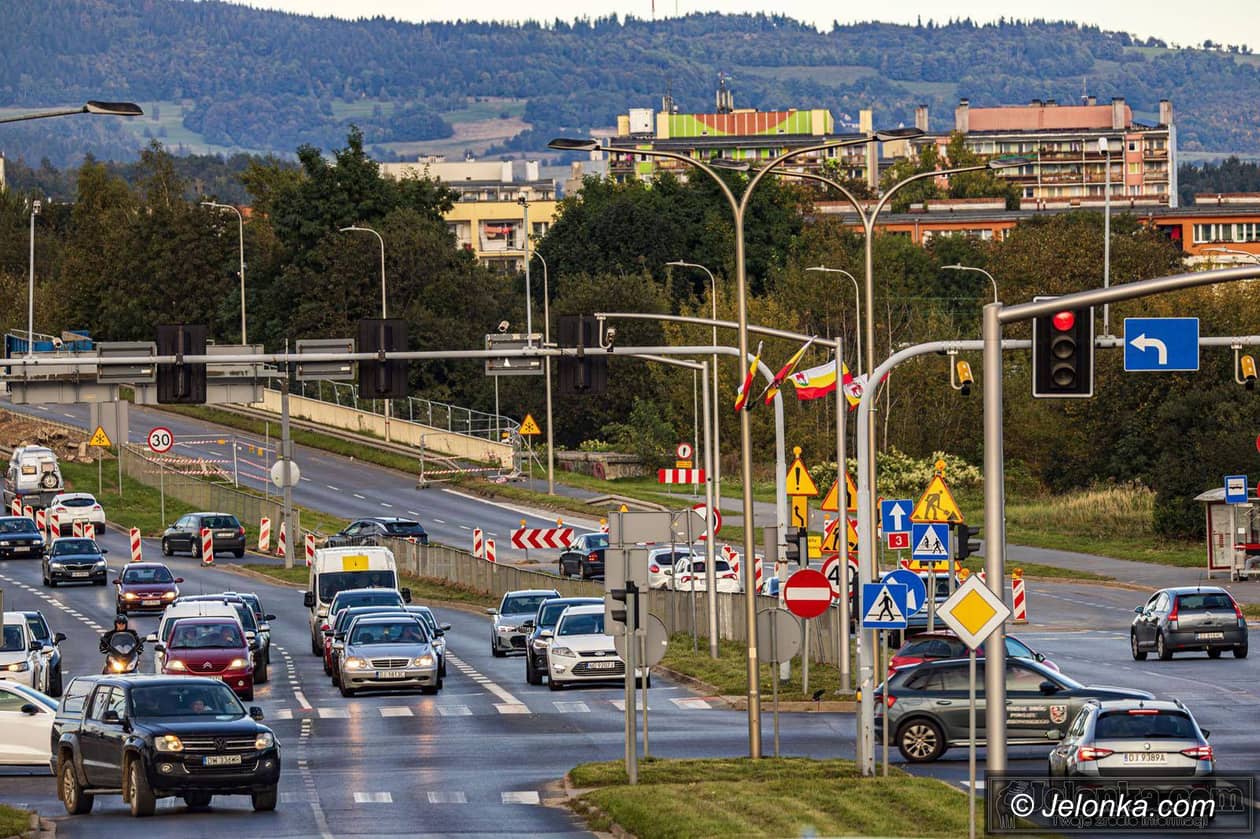 Jelenia Góra: Roboty drogowe na krzyżówce