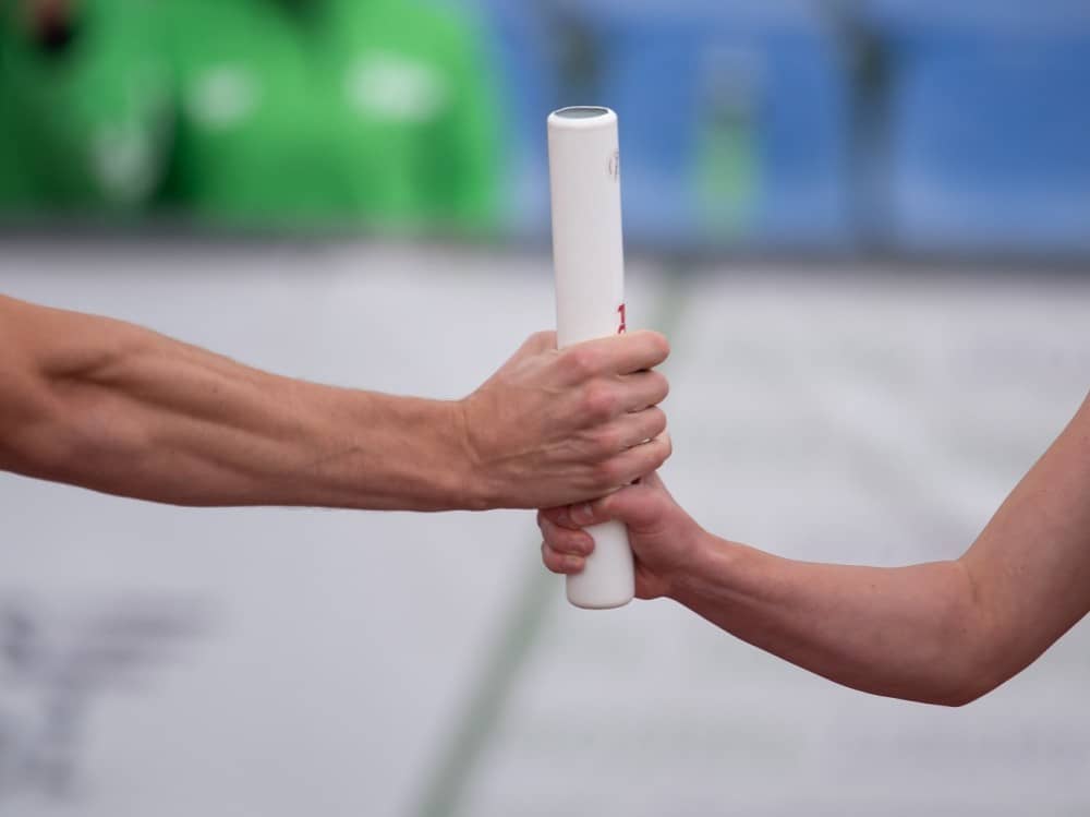 Jelenia Góra: Elektryzująca walka podczas wyścigów sztafetowych