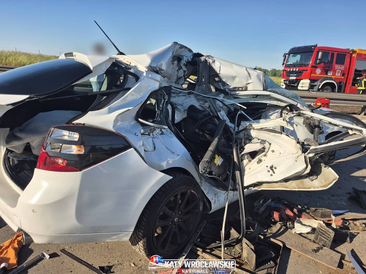 Autostrada A4: Kolizja trzech pojazdów. Są utrudnienia