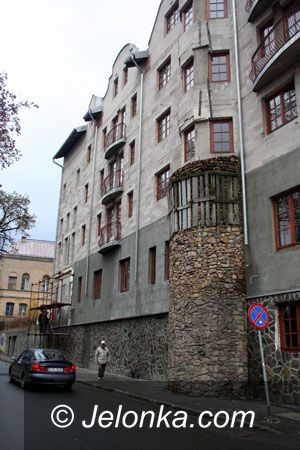 Jelenia Góra: Miał być hotel, będą mieszkania i sklepy