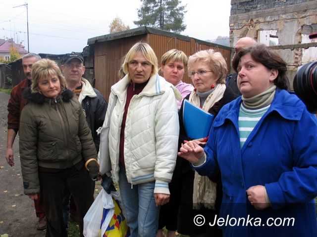 Jelenia Góra: Na Lwóweckiej żyją jak w slumsach