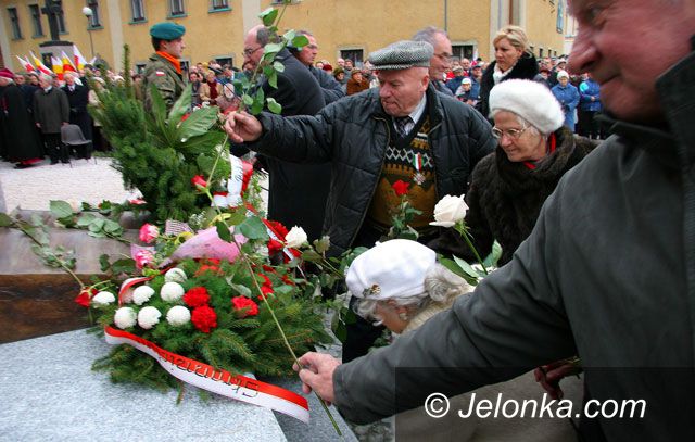 JELENIA GÓRA/ KRAJ: Święto Niepodległości nie na wesoło