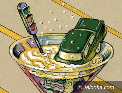 Kowary: Pijak bił skradzionym autem rekordy szybkości