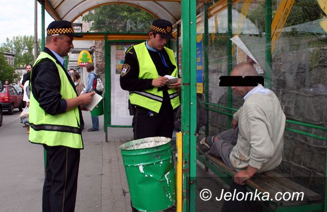 JELENIA GÓRA/KRAJ: Zastąpić straż miejską policją