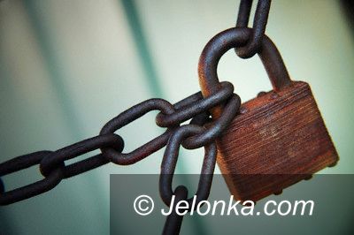 JELENIA GÓA/KRAJ: W niedziele daleko od sklepów