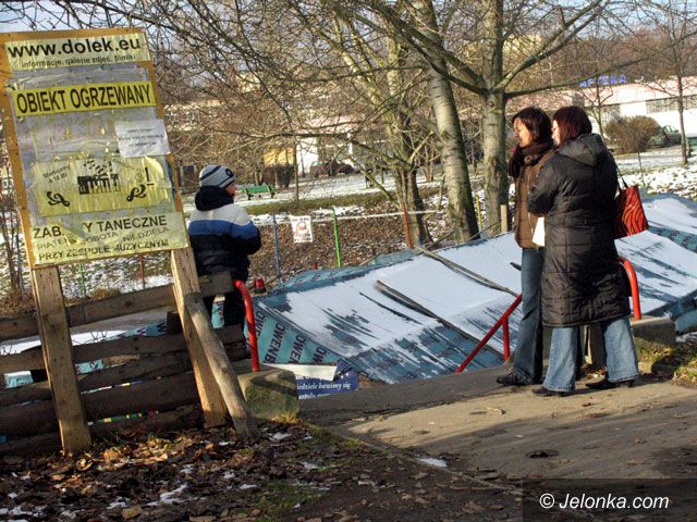 JELENIA GÓRA: Miliony euro pójdą w kanał