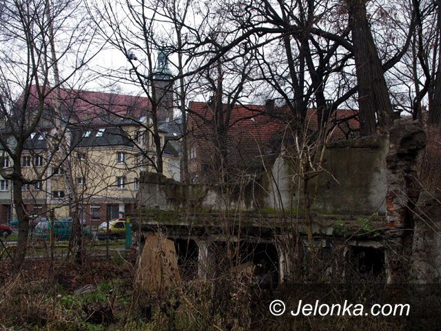 JELENIA GÓRA: Pustynia grozy czeka na gospodarza