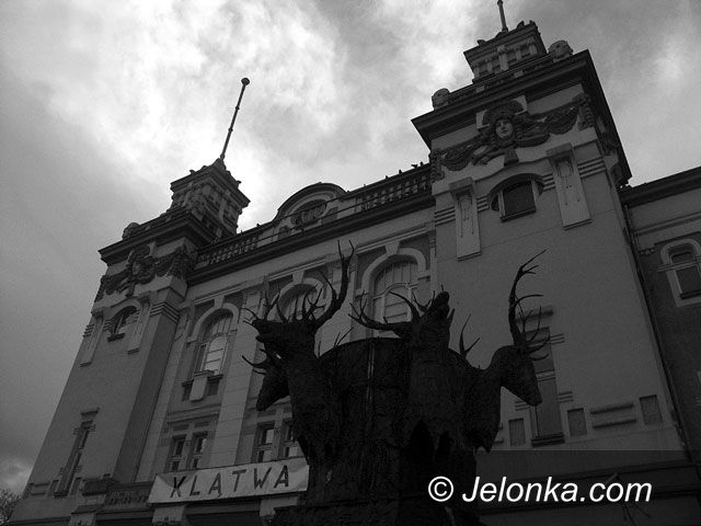 JELENIA GÓRA: Czy teatr odczaruje „Klątwę”?