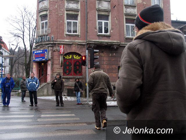 JELENIA GÓRA: Wyścigi na światłach