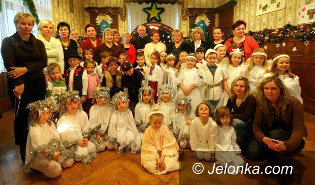 JELENIA GÓRA: Przedszkolny maraton kolędowy
