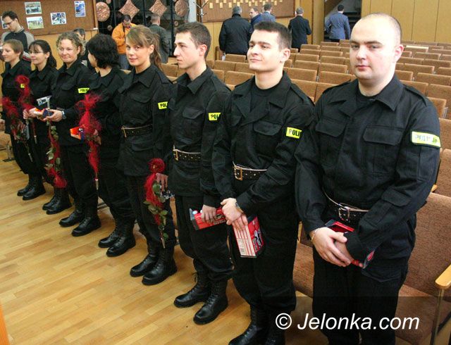 JELENIA GÓRA: Płeć piękna wzmacnia szeregi stróżów prawa