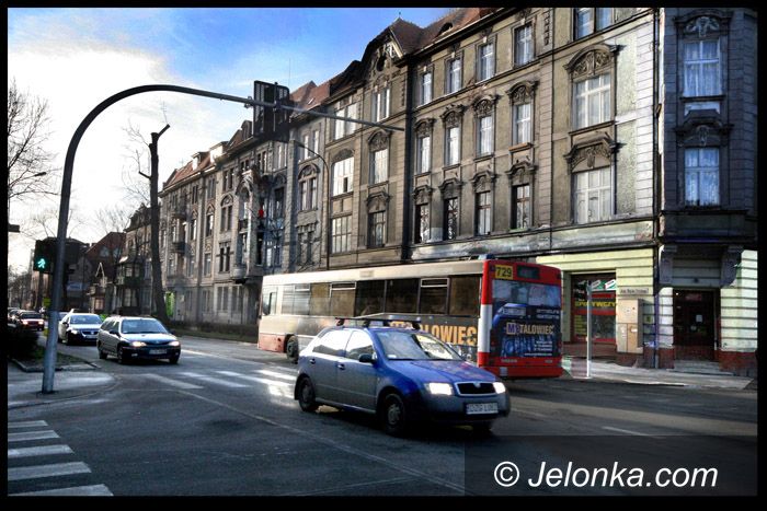 JELENIA GÓRA: Rewitalizacja alei Wojska Polskiego – misja (nie)możliwa