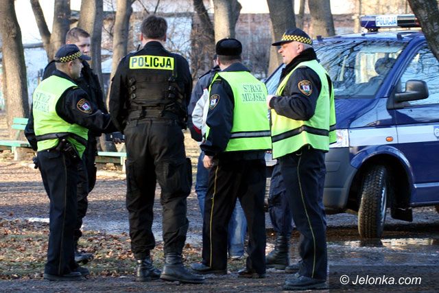 JELENIA GÓRA/ KRAJ: Policja lokalna zastąpi straż miejską