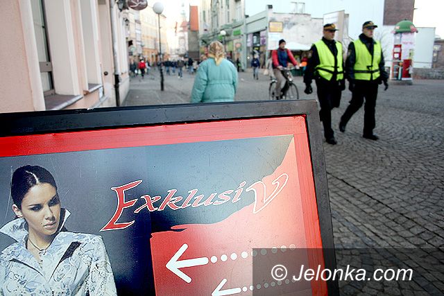 JELENIA GÓRA: Astronomiczne podwyżki przez niewiedzę radnych
