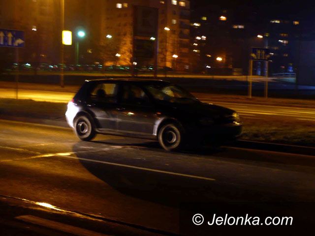 JELENIA GÓRA: Gorąca piątkowa noc: wypadki i pożar