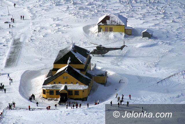 Karkonosze: Sokół znów w akcji nad Kotłem Łomniczki