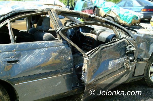 JELENIA GÓRA: Uwaga! Bardzo ślisko!