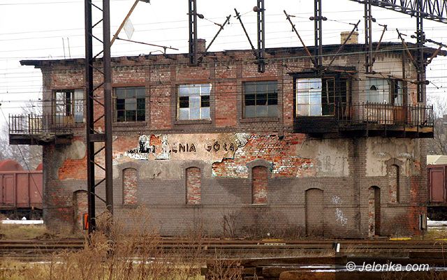 Jelenia Góra: Cenami podchodzą pod pasażera