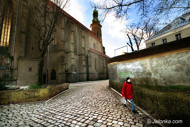 Jelenia Góra: Początek rekolekcji – obawa przed ekscesami