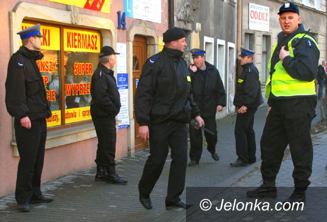 JELENIA GÓRA: Czeka nas czwartek bez policjantów?