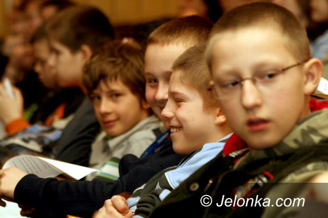 JELENIA GÓRA: W młodzieżowym rytmie patriotyzmu