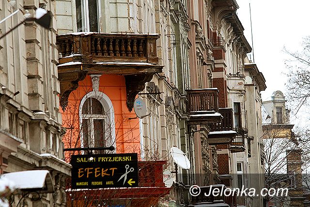JELENIA GÓRA: Cztery kąty za jeden procent