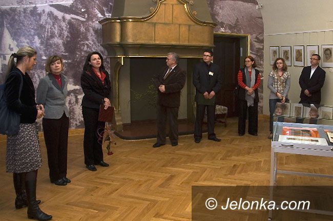 JELENIA GÓRA: Wielki grafik u noblisty